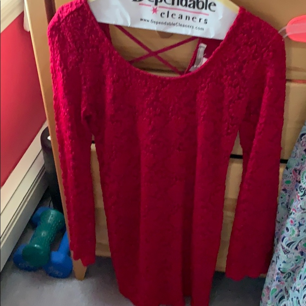 Red body con lace dress